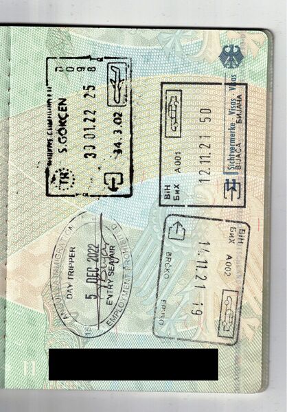 Файл:AI BA TR in German Passport.jpg
